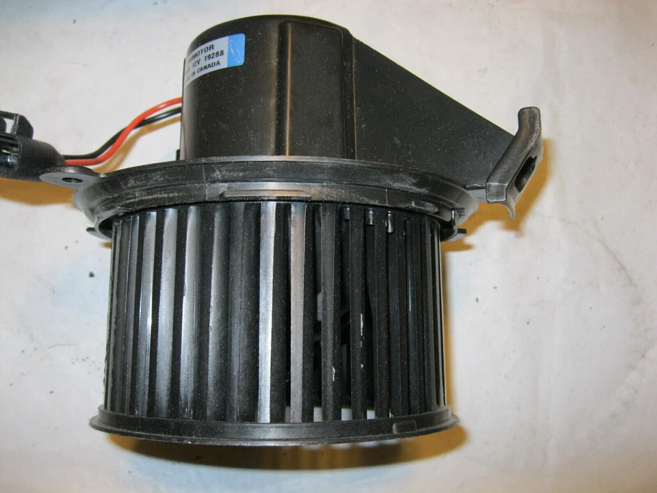 Blower Motor With Wheel 75865 Parts Master — 第 3/4 张图片