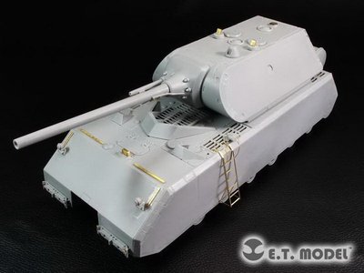 ET Model E35181 1/35 WWII German Super Tank 