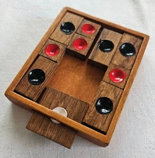 Wooden Slide ESCAPE PUZZLE Brain Teaser Board Classic Round Dot