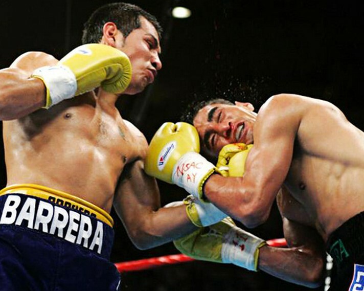 MARCO ANTONIO BARRERA VS ERIK MORALES 8X10 PHOTO BOXING PICTURE