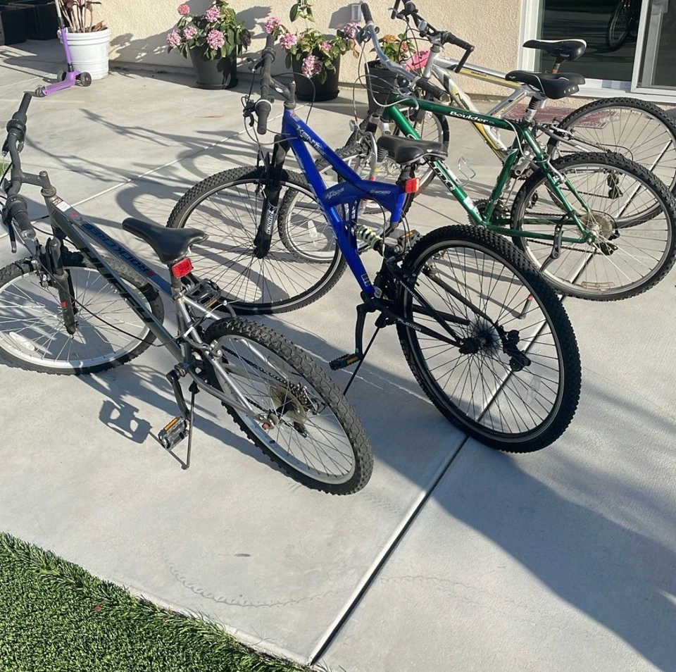 4 Bikes - Image 2 of 4