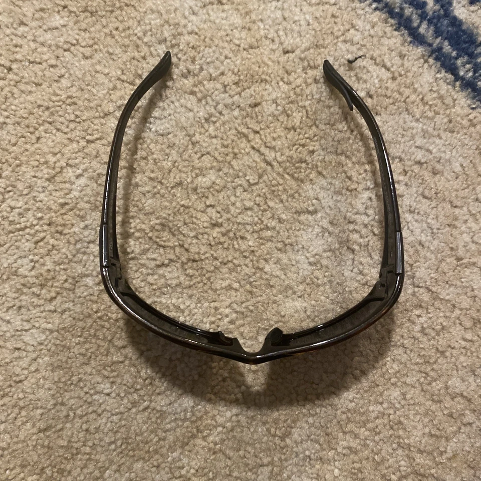 Pugs Sunglasses Plastic Frame UV400 Style #L6 Wrap - Imagem 4 de 4