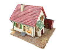 Faller H0 Gebäude Wohnhaus Siedlerhaus Fertigmodell mit Anbau / Schuppen Holz