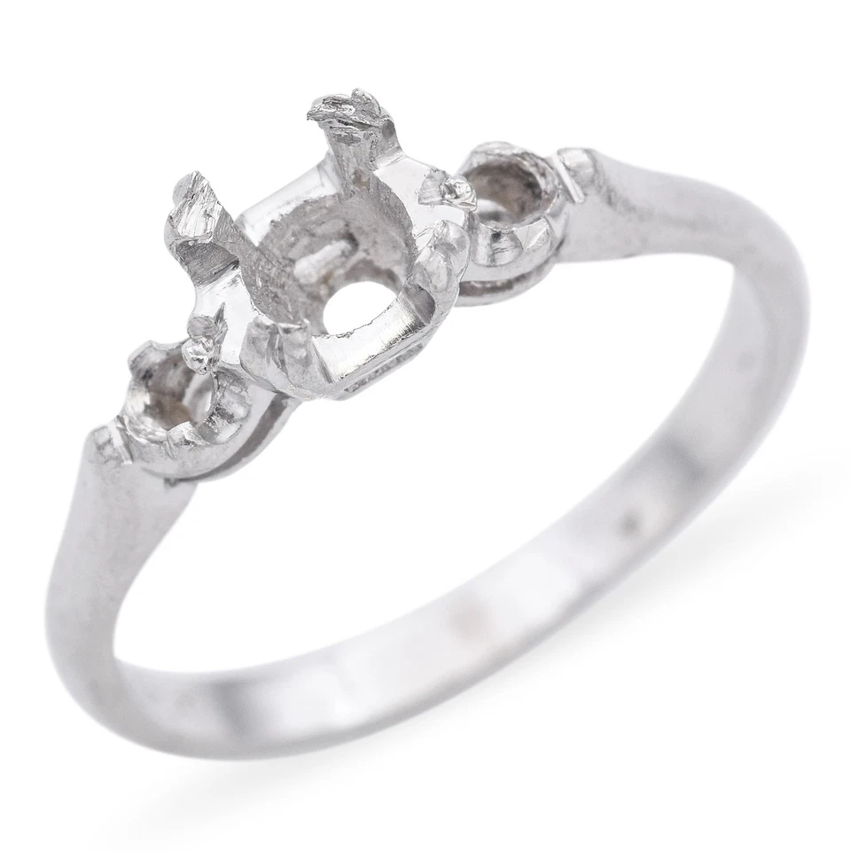 Anillo semi montaje vintage de platino de 3 piedras Foto 2 de 4