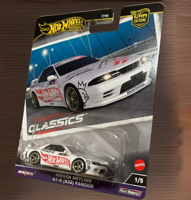 2024 Hot Wheels Premium Modern Classics NISSAN SKYLINE GT-R R32 PANDEM 1/5  