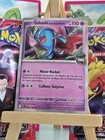 Qulbutoke De La Team Rocket 082/182 Holo EV10 Rivalités Destinées