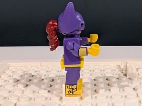 LEGO Dimensions Batgirl Minifigure w/ Tag Base Disk DC Comics 71264