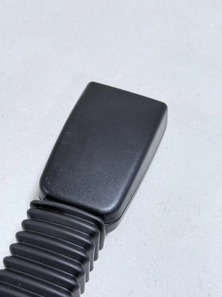 09-14 HYUNDAI GENESIS SEDAN Cinturón de seguridad delantero derecho asiento cubo sedán hebilla #8353 Foto 3 de 4