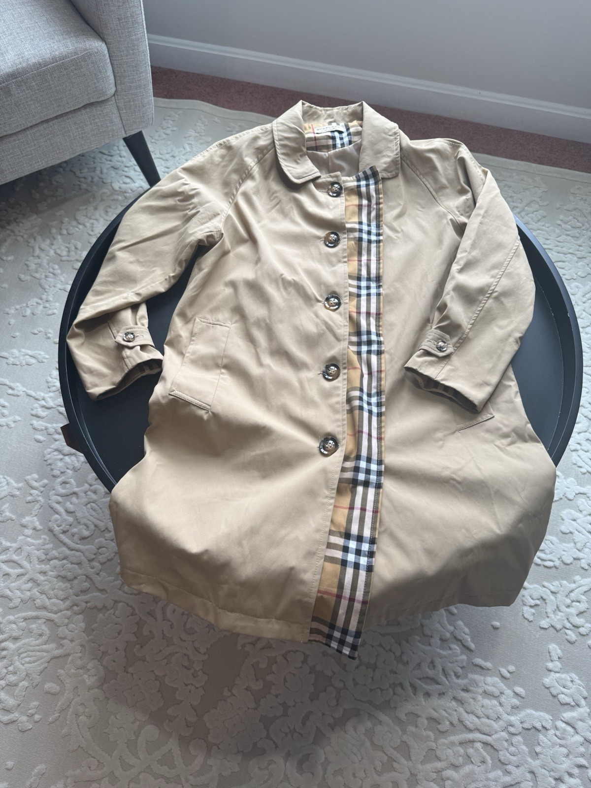 Women’s Beige Trench Coat M Mid-Length Lined Button-Front Long Sleeve