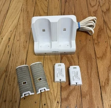 Vtg Nintendo Wii Nyko Wiimote Controller Charge Station Batteries Covers WORKS