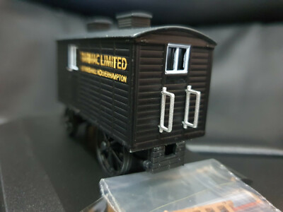 Oxford Diecast 76LW003 Living Wagon Tarmac 1/76 - Modèle Réduit Diecast Neuf