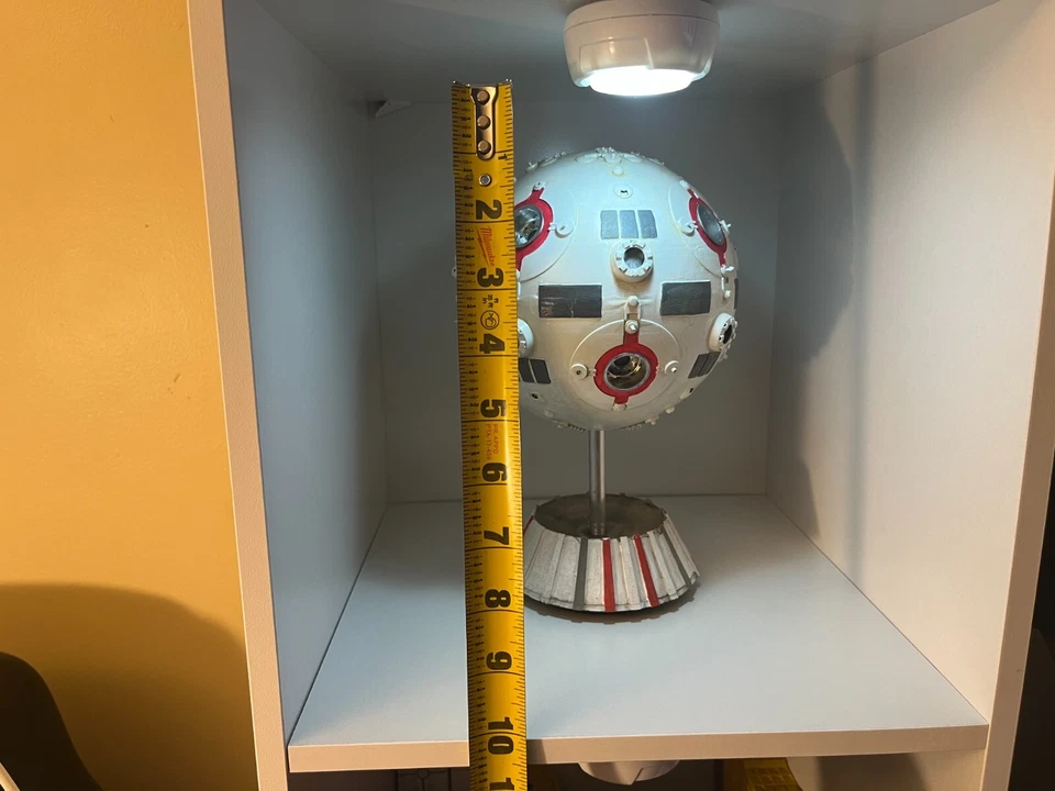 Jedi Entrenamiento Control Remoto Escala Completa Resina Réplica y Pintado Foto 4 de 4