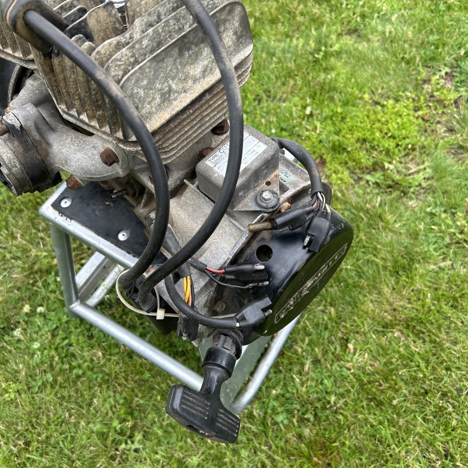 Arctic Cat Jag 3000 Spirit 1978 motor AA34F4 sin funcionar (se enciende sin chispas) Foto 2 de 4