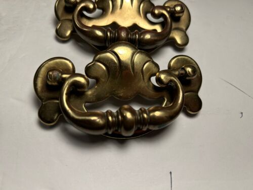Lot Of 17 Vintage KBC2 Keeler Brass Co. Brass Dresser Furniture Drawer Pulls - Picture 10 of 19