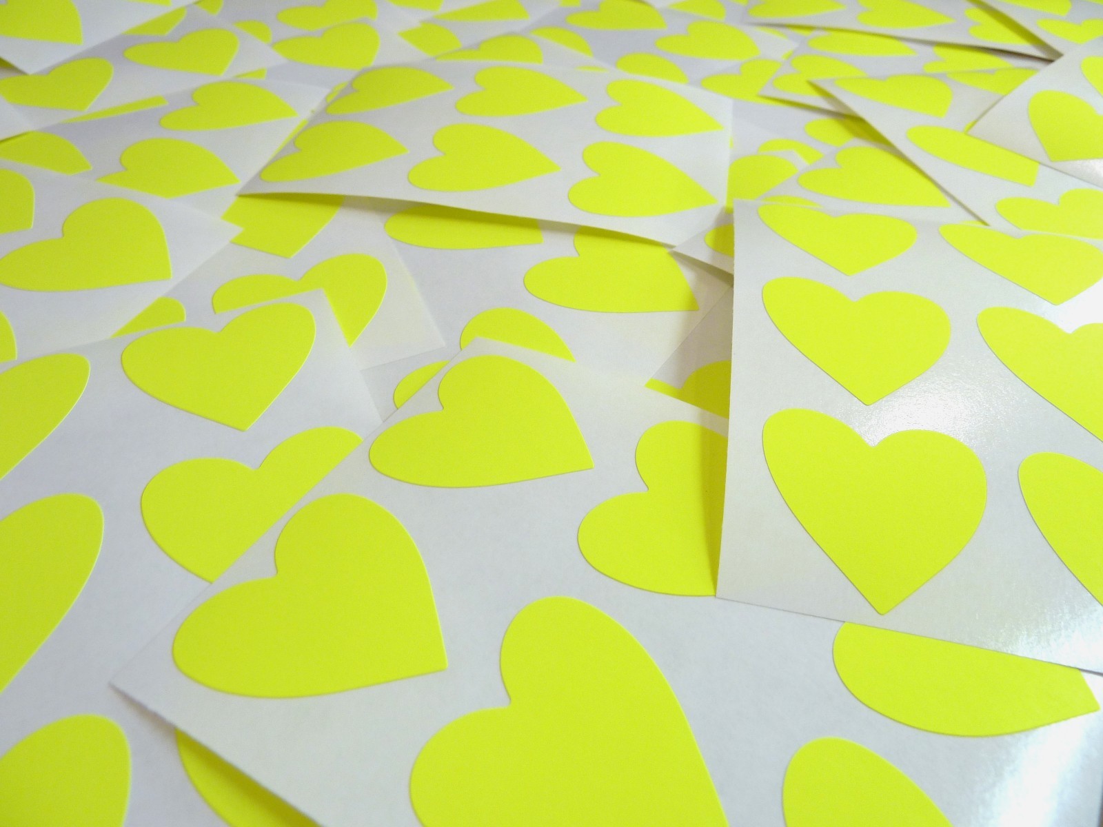 38x38mm Heart Shaped Labels Coloured Sticky Hearts Stickers for Craft Decoration eBay