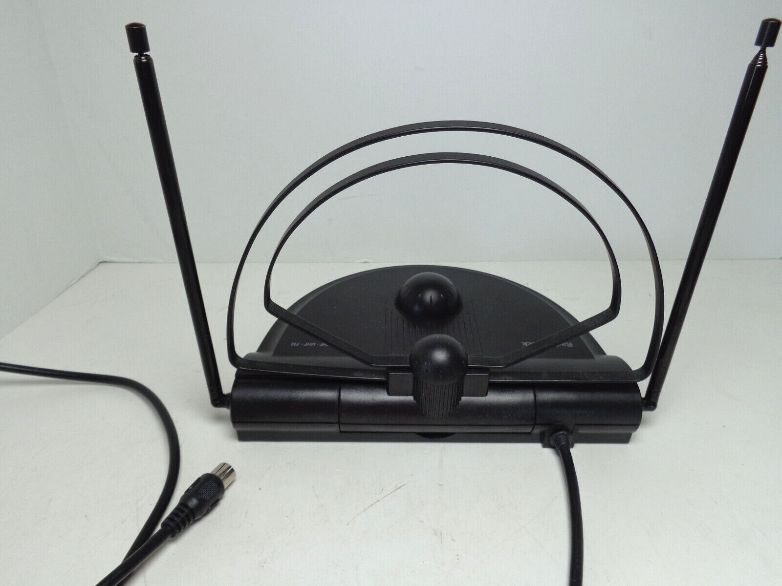 RADIO SHACK Indoor Antenna 151865 Top Of Set Mount VHF/UHF/FM eBay