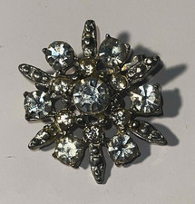 Silver Tone Starburst Brooch Pin w/ Clear Round Rhinestones, Metal