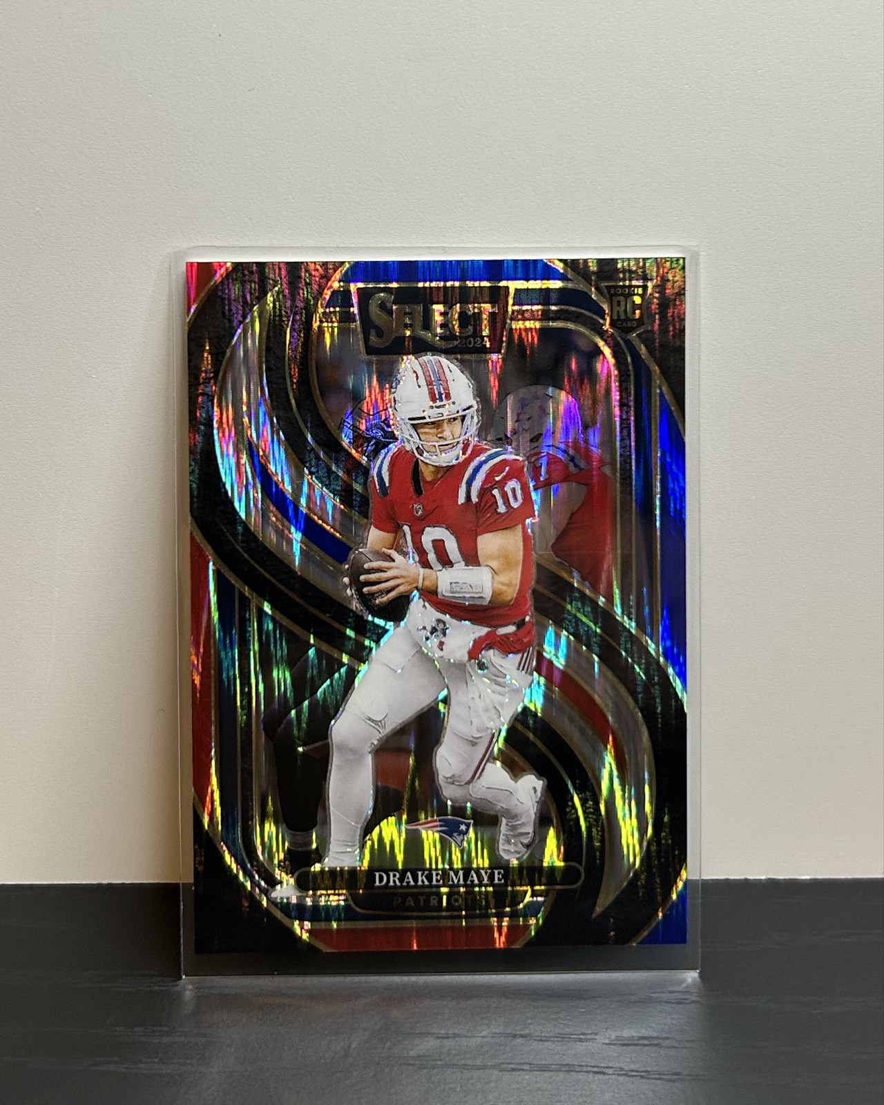 2024 Panini Select - Premier Level Drake Maye #113 Red & Blue Shock Prizm (RC)