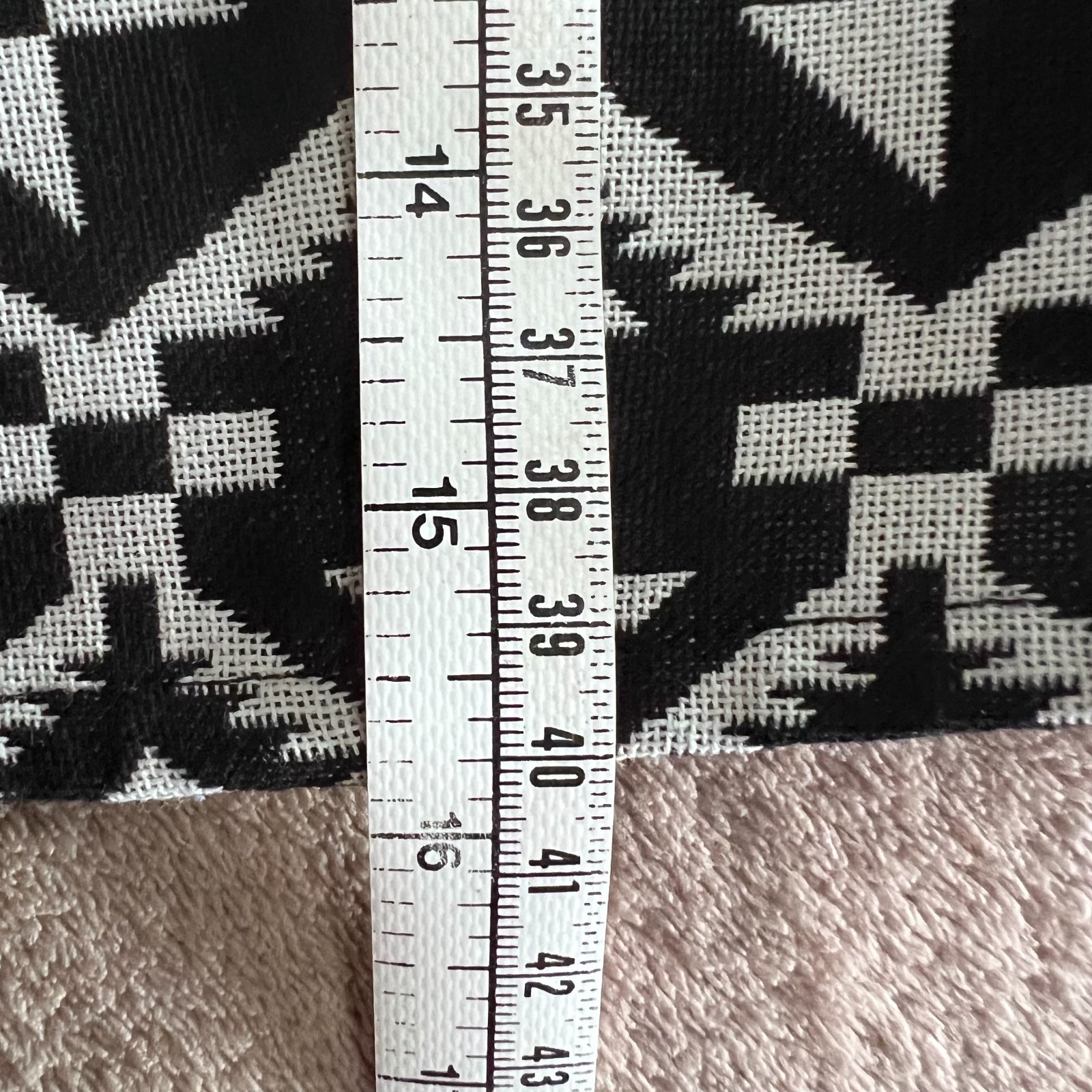 H&M Divided Black and White Aztec Crop Top in UK 8-12 *bnwt* vintage y2k