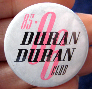 DURAN DURAN FAN CLUB 1985 1986 MEMBERS original 32mm pin BADGE