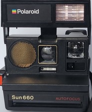 Vintage Polaroid Sun 660 Autofocus Camera 600 Series Untested W/ Strap