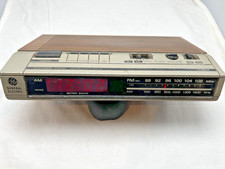 Vintage General Electric GE Digital Alarm Clock Radio Model 7-4634B AM/FM Works 