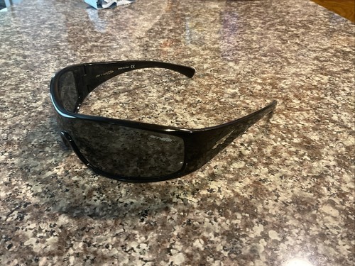 Arnette Men’s Sunglasses 4103-41/87 3n Wrap Sunglasses Gloss Black/Made In Italy