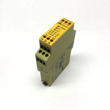 Pilz PNOZ 774300 Emergency Stop Safety Relay, 3x NO 1x NC Contacts, 24VAC/DC