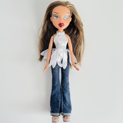 Bratz Doll: Forever Diamondz Fashion Design Set - Yasmin. With Clothes & Heels.