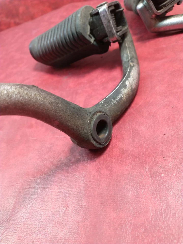 1978 Yamaha XS 750 Triple XS750 Foot Pegs. Good steel, good rubber. decent - Image 4 of 4