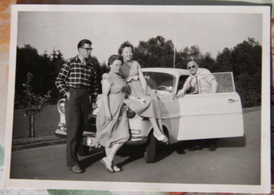 Foto 1959 Woman frau PKW Opel Car auto mann boy vintage I10