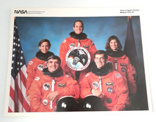 NASA 8" x 10" Color Photo Crew of Space Shuttle Mission STS-32 Vintage