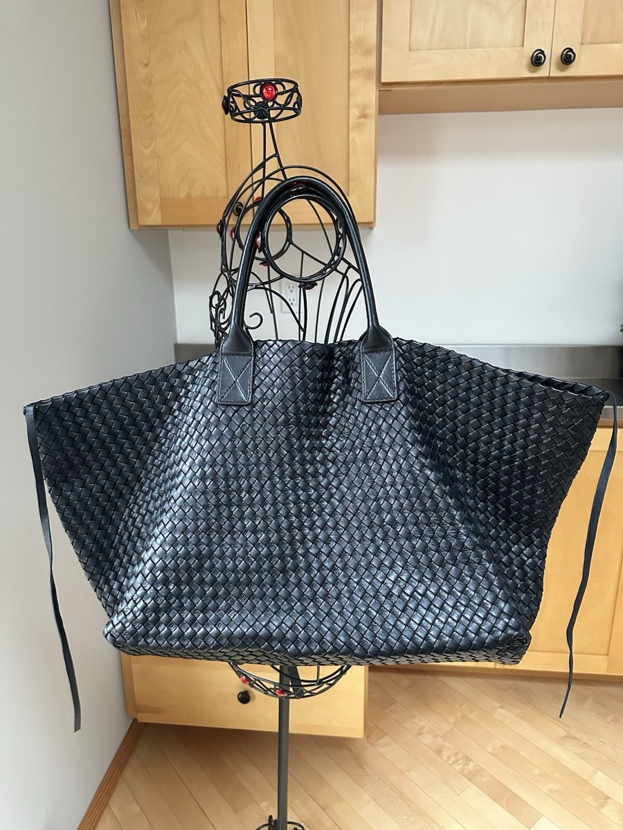 Bottega Veneta Cabat Leather Tote Handbag Intrecciato Nappa