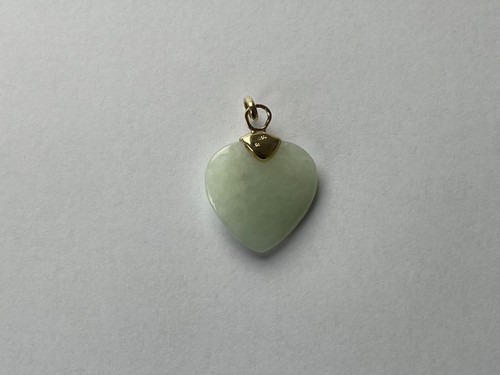 Vintage Jade & Diamond Pendant 9ct Gold Heart Shaped Jade Gold Diamond Pendant - Picture 9 of 15
