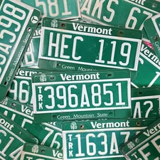 VERMONT LICENSE PLATE 🔥FREE📬🔥 1 ~ RANDOM LETTERS & #'S ~ GREEN MOUNTAIN STATE
