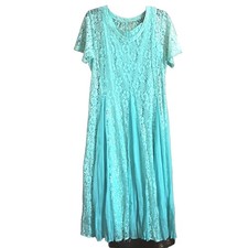 20W Maxi Mint Green Flowy Lace Gauze Dress Signature Collection By Vicki Wayne