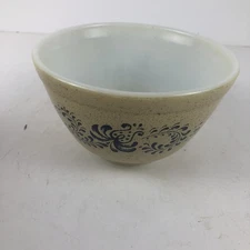 Vintage Pyrex HOMESTEAD 401 Mixing Bowl Beige Blue 1-1/2 pint Made in USA