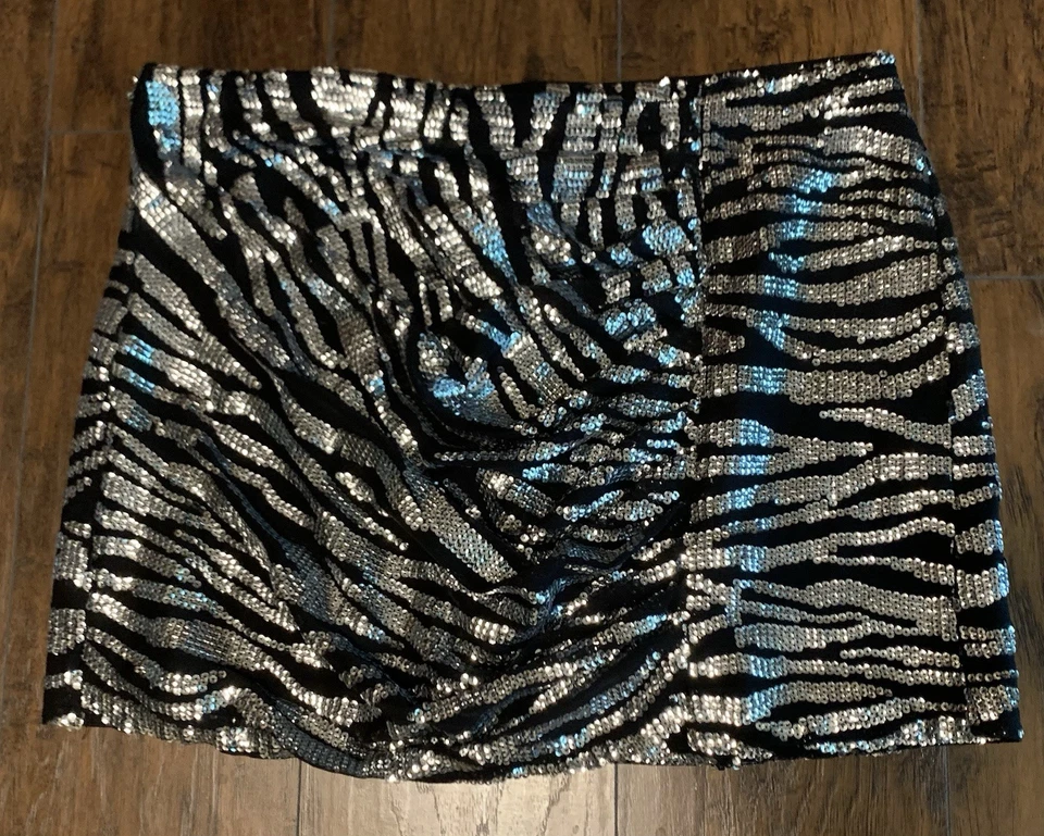 Falda Bar III Juniors XXL Negra Plata Cebra Rayas Forrada Lentejuelas Mini Macys Foto 2 de 4