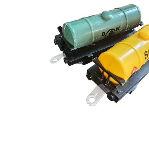 Thomas & Friends TrackMaster Milk - Sodor Fuel - Water Tanker- Train Car Lot x 2 - Picture 7 of 10
