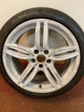 1xGenuine BMW F10 F11 F12 M-Sport 19” 351M FRONT Alloy Wheel 8.5Jx19 7842652