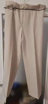 Cremefarbene Buntfaltenhose Größe 46, von ATELIER GS, mit 2 Taschen, Neuwertig