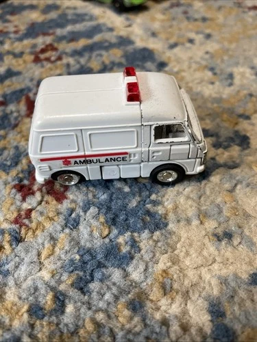 Rest-Q Ambulance Transformer MR15 Gobots 1983 Bandai Tonka Vintage Action Figure