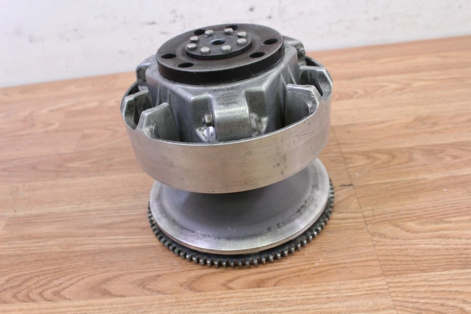 SKI-DOO Summit 800 X 800R 2008 embrague de transmisión primaria - engranaje de anillo defectuoso Foto 2 de 4