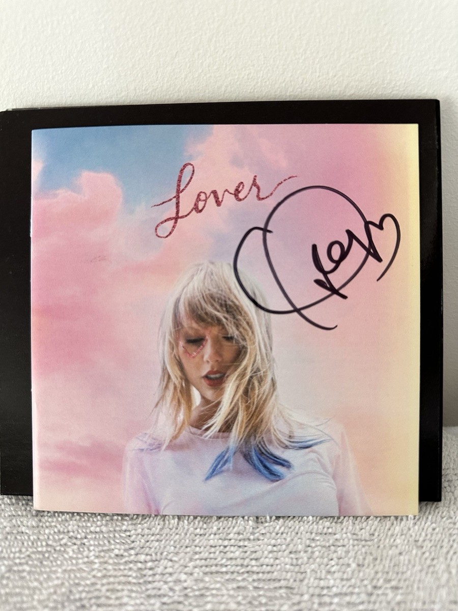 TAYLOR SWIFT SIGNED LOVER CD BOOKLET THE ERAS TOUR AUTOGRAPH