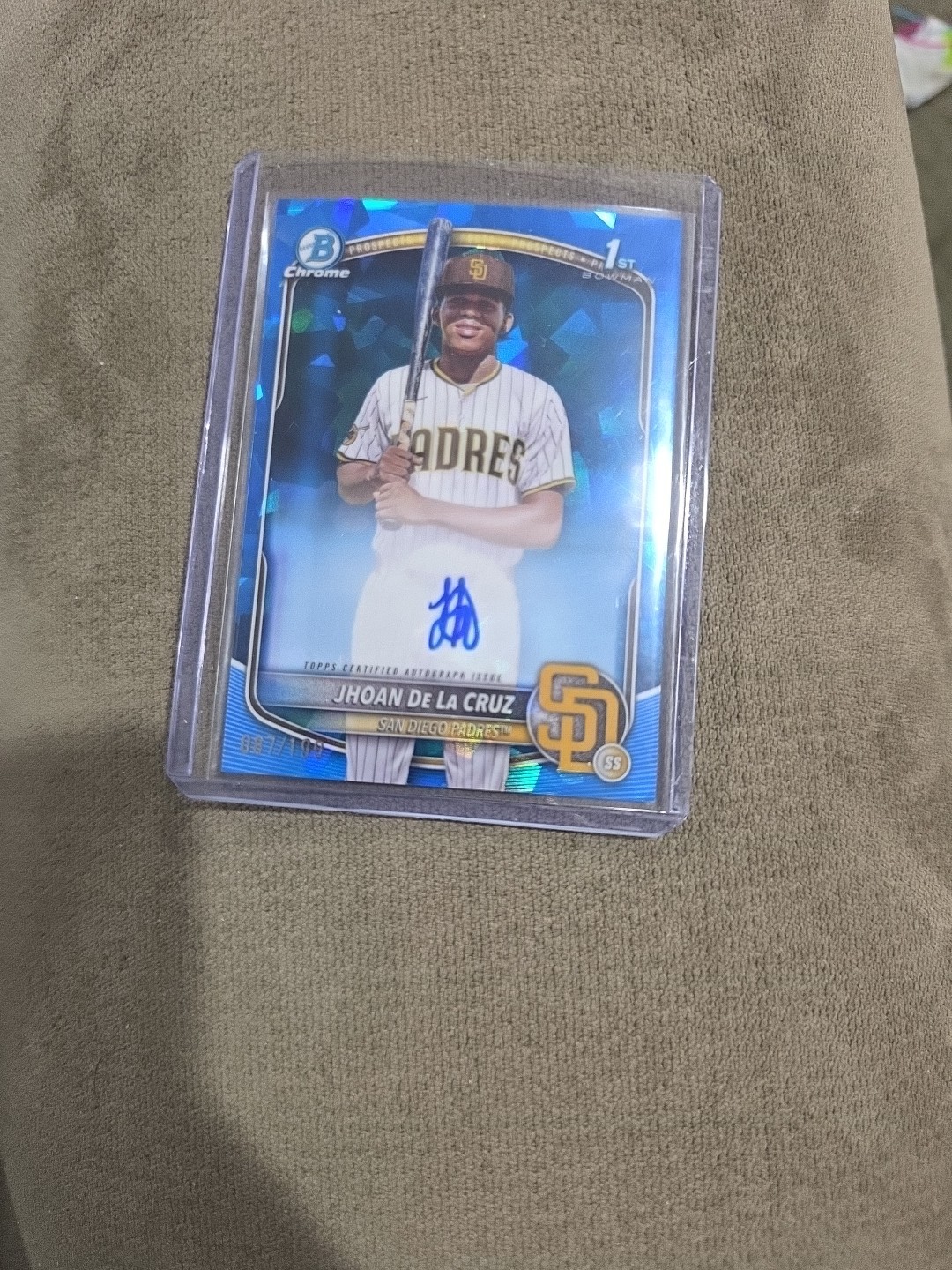 2025 Bowman Chrome Sapphire Jhoan De La Cruz Auto Refractor 1st Prospect /199