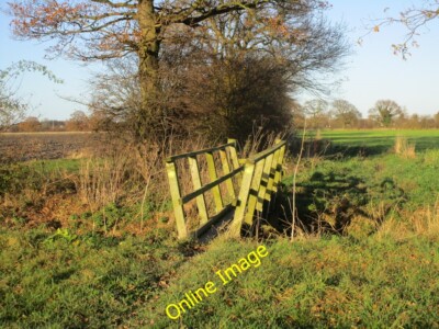 Foto 6x4 Fußgängerbrücke über Balne Flottenabfluss Pollington c2014