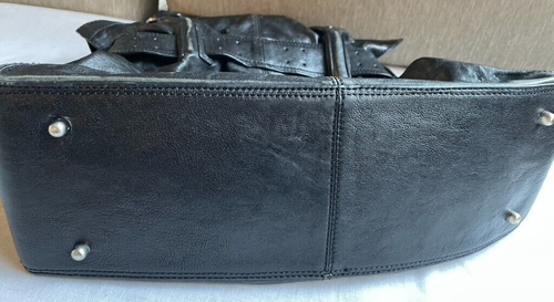BCBG Maxazria Slouchy Black Leather Purse Logo Twist Lock Ruffle Detail Silver - Picture 12 of 14