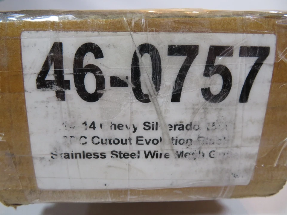 PARAMOUNT AUTOMOTIVE 46-0757 Grille fits 2014-2015 Chevrolet Silverado 1500   Foto 4 de 4