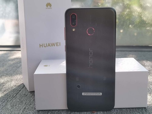 Honor Play (COR-L29) Unlocked 64GB Android 16MP Google Global 6.3" Smartphone - Picture 8 of 10