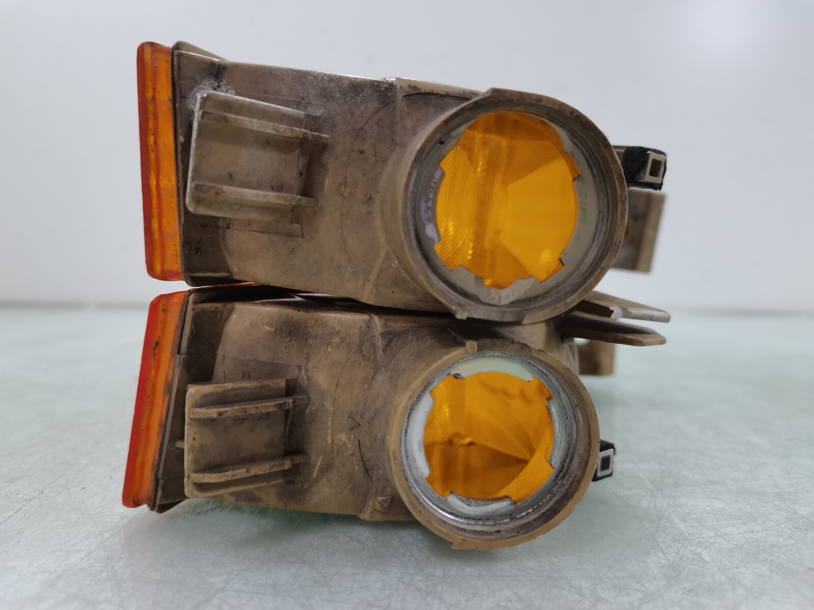 92-96 Honda Prelude OEM JDM Front Bumper RH Turn Signal Light  